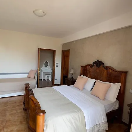 Bed & Breakfast La Pitagora 3*