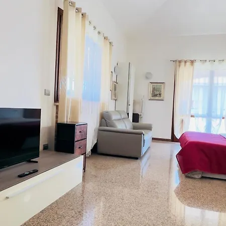 La Pitagora Bed & Breakfast 3*
