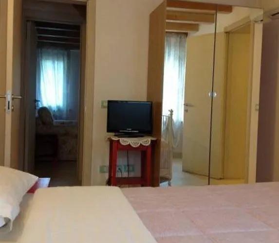 Bed & Breakfast La Pitagora 3*